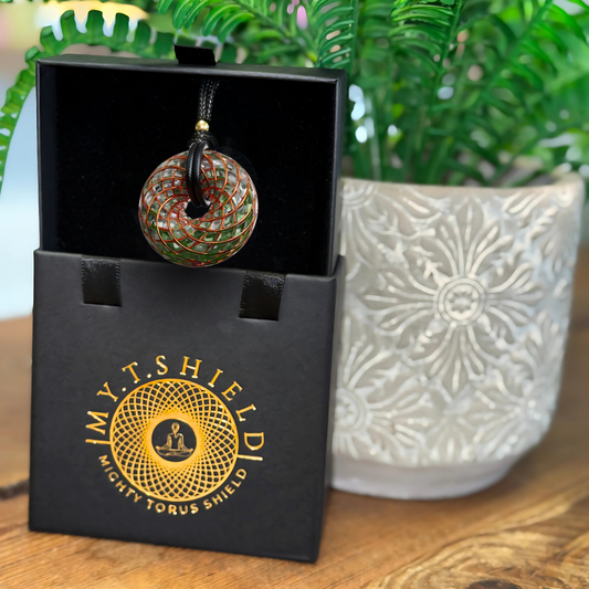 My.T Peridot Pendant – Joy, Renewal & Heart Chakra Harmony