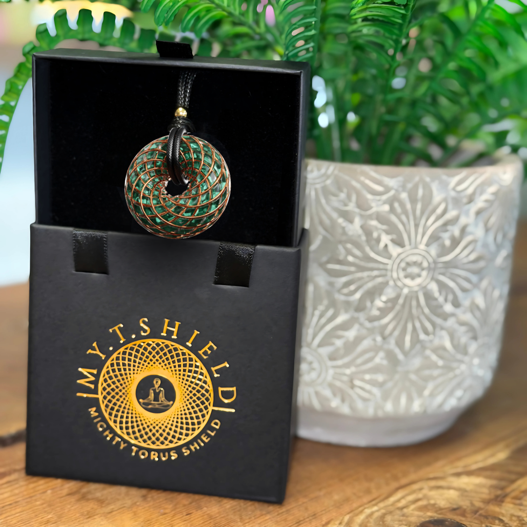 My.T Malachite Pendant – Grounding, Healing