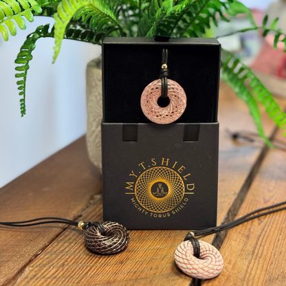 My.T Clear Epoxy Pendant – Modern Clarity, Durability & Energy Flow Design