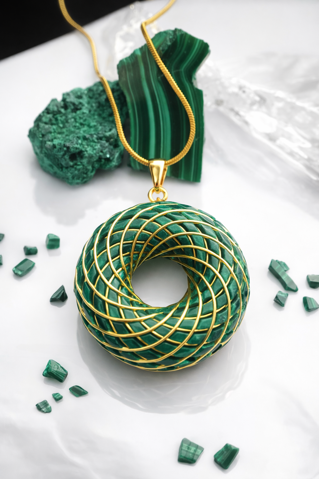 My.T Malachite Pendant – Grounding, Healing